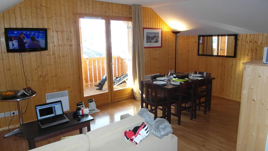 Residence Goelia Les Chalets Des Ecourts Saint-Jean-d'Arves Rom bilde