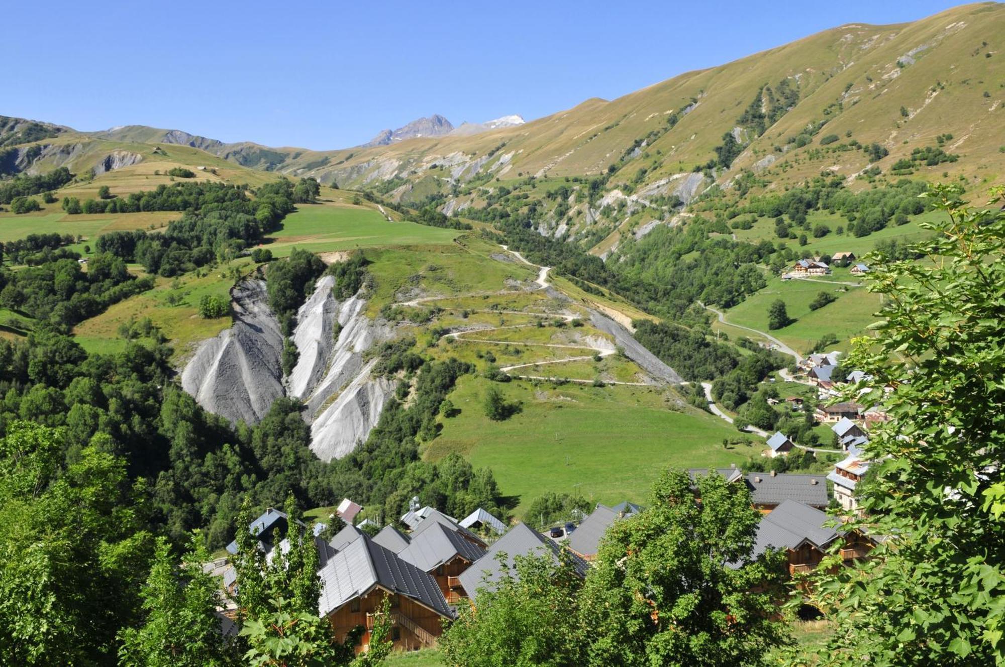 Residence Goelia Les Chalets Des Ecourts Saint-Jean-d'Arves Eksteriør bilde