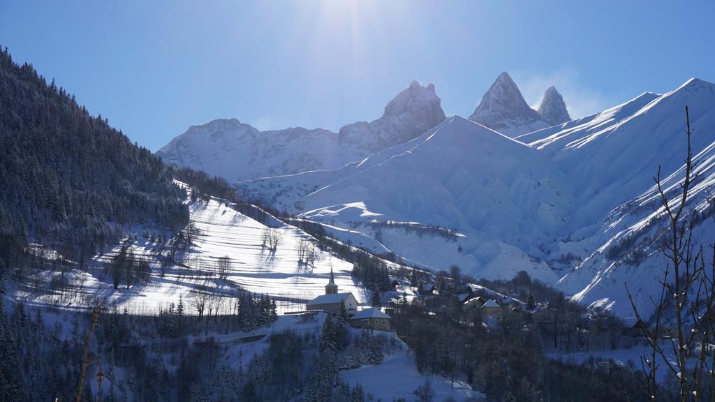 Residence Goelia Les Chalets Des Ecourts Saint-Jean-d'Arves Eksteriør bilde